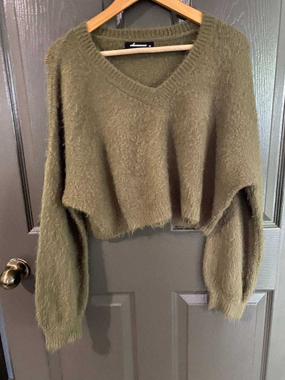 Olivaceous Fuzzy Cropped V-Neck Sweater Olive Green Size Medium Soft Cozy